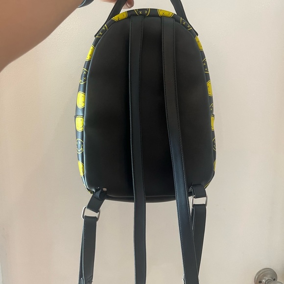 COPY - Nirvana - Hot Topic backpack - Picture 6 of 6